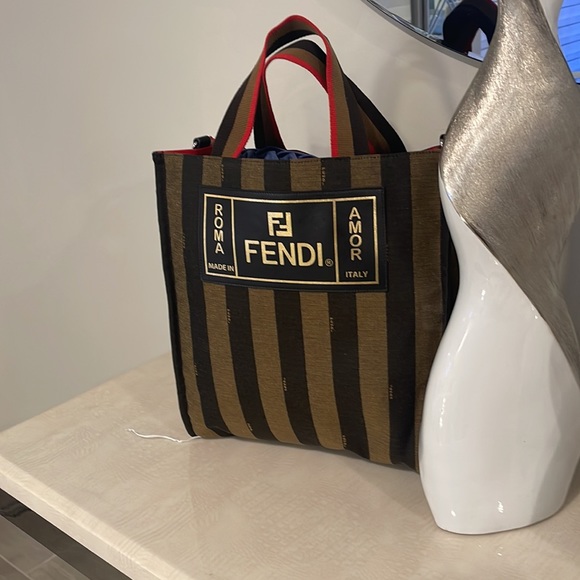 Authentic Fendi Pequin striped bag. This can be unisex - Picture 8 of 13